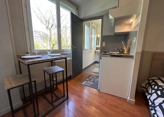 Studio 96 - Wi Fi Fibre - Residence Beausejour - Proche Centre Ville